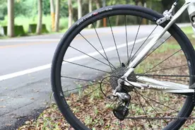 在自行车轮胎上，你能获得哪些信息？图片