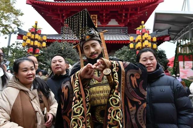 限定文旅推荐官第二弹上线!墙娃儿&砖崽崽~