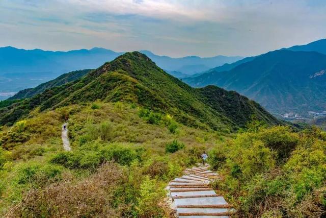 绝美！今秋，就去北京这些登山步道赏红叶！