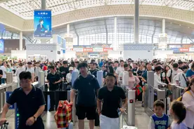 7月1日暑运开启，长沙南站预计将迎1200万旅客，日均超20万人图片