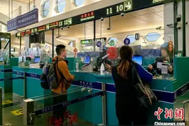 中泰签证互免生效首日 福建首个中国至泰国航班出发图片