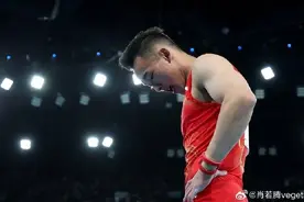 肖若腾：既然为国征战，哭着也要完成使命图片