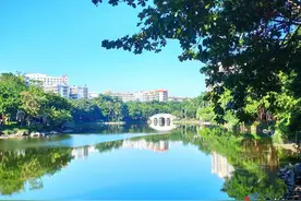 天湛蓝 景如画图片