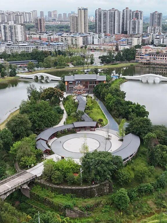 北辰湖公园焕新开园！水岸花廊邀您共庆双节！