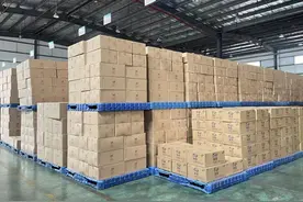 “伊利班列”送来放心奶图片