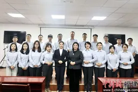 光泽农行开展服务礼仪培训课程图片