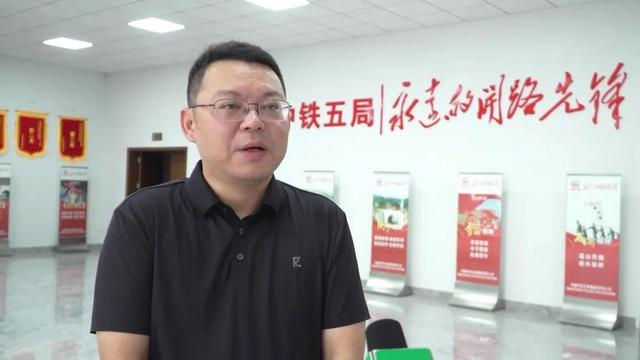 南珠高铁玉林北至岑溪东段天星一号隧道，安全顺利贯通！