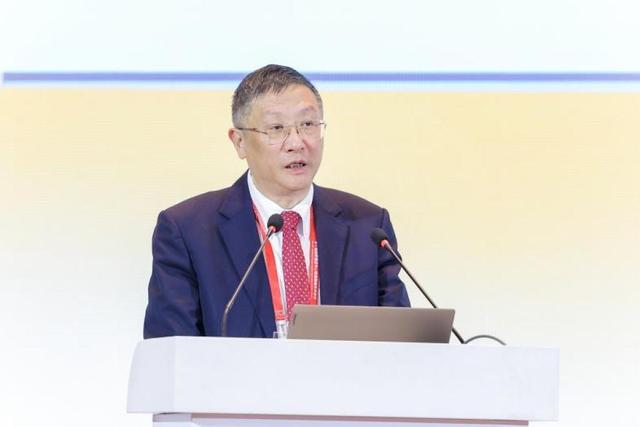 破谜题、立新标，国家癌症中心结直肠癌学术会议交出“中国方案”