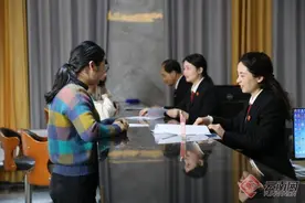 楚雄元谋：凤凰花调解室“四度融合”多元解纷暖人心图片