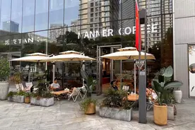 潮声丨浙江放宽“店铺外摆”，不只是“一两米”的事图片