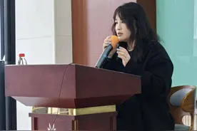 “栖阅大家讲堂”开启一堂女性文学课图片