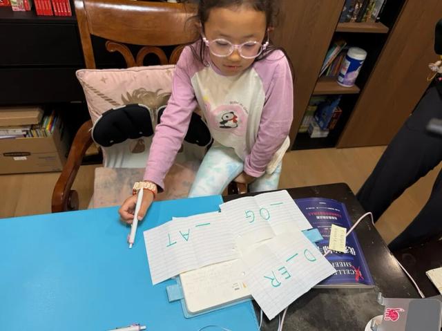 参加完同学的豪华生日Party后，女儿一句话让我失眠了...