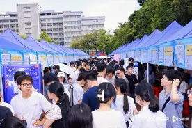 今年佛山籍大学毕业生人数回落！“三支一扶”报招比73：1图片