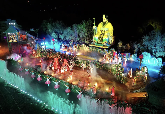 走在前 挑大梁·文化“两创”担使命丨矿坑上的文化奇迹