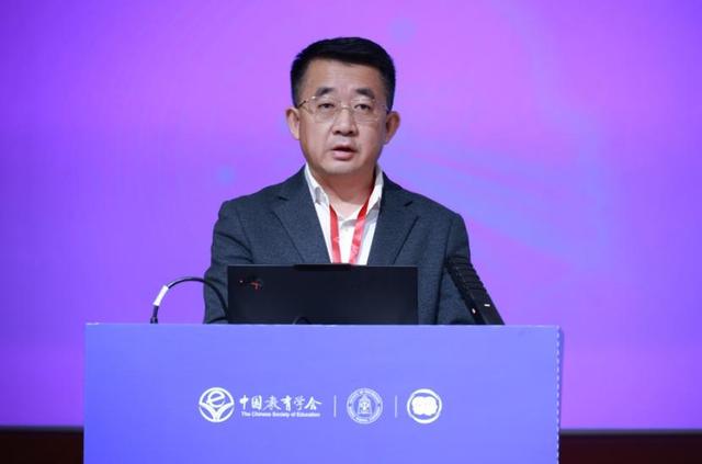 中国教育学会脑科学与学习科学分会第二届理事会成立大会暨2025学术年会在北京召开