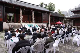 跨越386年 与徐霞客一起游安顺丨安顺首部文创读本《徐霞客带你游安顺》首发图片