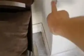 女子称在三亚退租时遭“提灯定损” 房东：租客不爱惜房屋还诽谤，将提起名誉诉讼图片