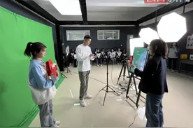 走进口岸看新疆｜湖北教师4次援疆，见证博州职院发展变迁图片