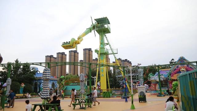 非遗傩舞、水上情景剧……圣都乐园系列活动点燃暑期文旅市场