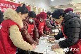济宁高新区柳行街道绿色家园社区开展“欢乐饺子宴 共享团圆情”活动图片