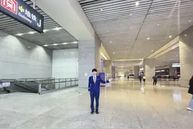 时尚新地标，郑州东站这个宝藏打卡地藏不住了图片