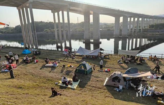 周末日均超两千人来这里晒太阳！韶关浈江水口村何以“出圈”丨读+观韶
