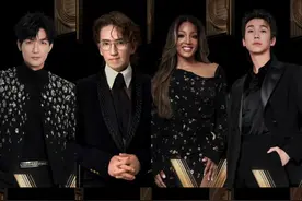 白举纲回应参加《歌手2025》：不会怀疑自己，我是歌手，也是唱作人图片