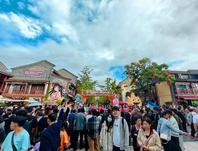 近550万人次，55.68亿元！官渡区文旅融合燃爆黄金周