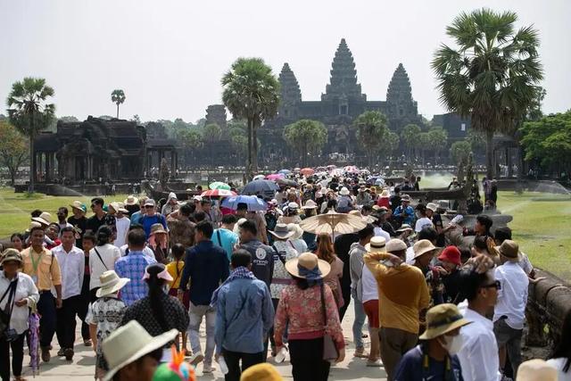 Chinese tourist arrivals to Cambodia's Angkor up 14.5 pct