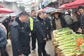 宁远中和镇：整治市场规范秩序 守护“烟火气息”图片