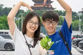 浪漫到了！20万朵栀子花武汉全城送图片