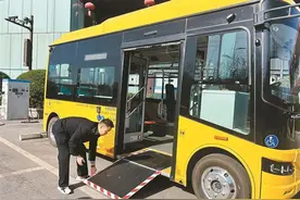 从“大而全”到“小而精” “宝宝巴士”走红 激发出行新活力图片