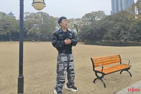 2024未完待续｜“diss谢帝”走红的诺米：赚钱后首先给父母买了一套房，还在学习做艺人图片