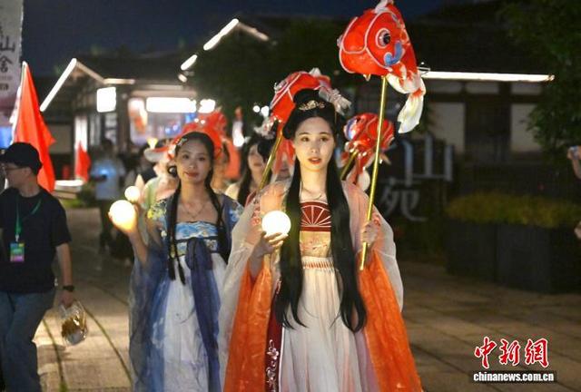 2025年福州文旅嘉年华启幕 “情绪+文旅”催生新赛道