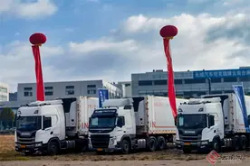 加密经贸往来！中越公路跨境直达运输发车图片