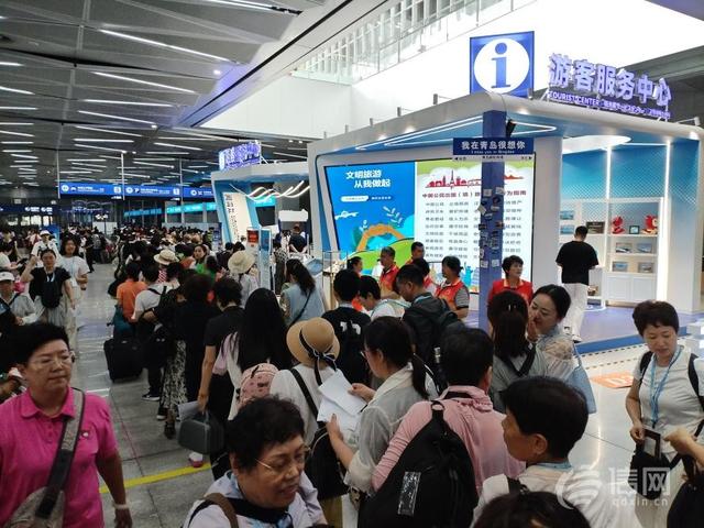 青岛市北区道德榜样带动引领 倡导邮轮文明旅游
