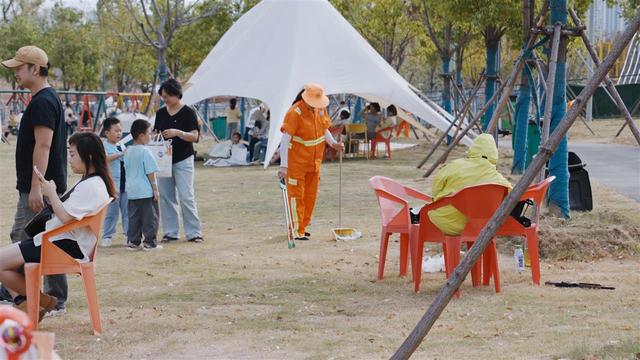 东西湖区梧桐雨公园400公顷美景的保洁密码