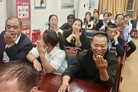 甘肃省张掖市临泽县总工会：为公交驾驶员进行心理“按摩”图片