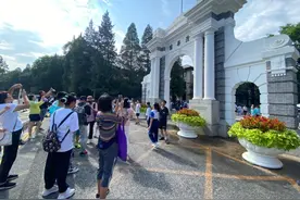 清华大学扩大校园开放 节假日校园参观可预约数量增加约50%图片