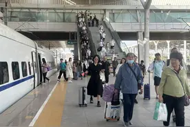 暑运来了，这些列车加开！图片