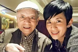 吴君如发文称其93岁父亲、演员夏春秋离世图片