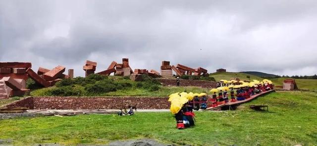 【跟着戏剧节游凉山】以戏剧为媒，探凉山之美（东线剧场）