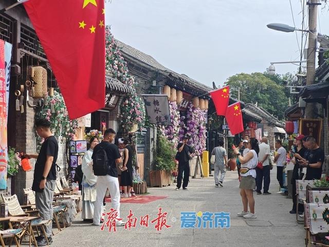 古城新“韵”点亮文旅消费新图景