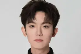 热搜第一！男星马天宇凌晨发文：否认迟到耍大牌，称自己抑郁后自愈！此前被演员李明德指控，多方最新回应图片