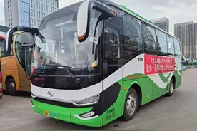 昆明各客运站自救进行时，腰斩票价揽客图片