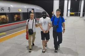 巡防夜查，破案找人，广水公安打造平安夏夜梦图片