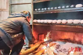 东安：猪血丸子“老味道”迎新春图片