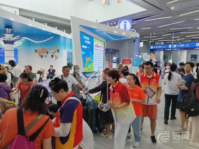 青岛市北区道德榜样带动引领 倡导邮轮文明旅游