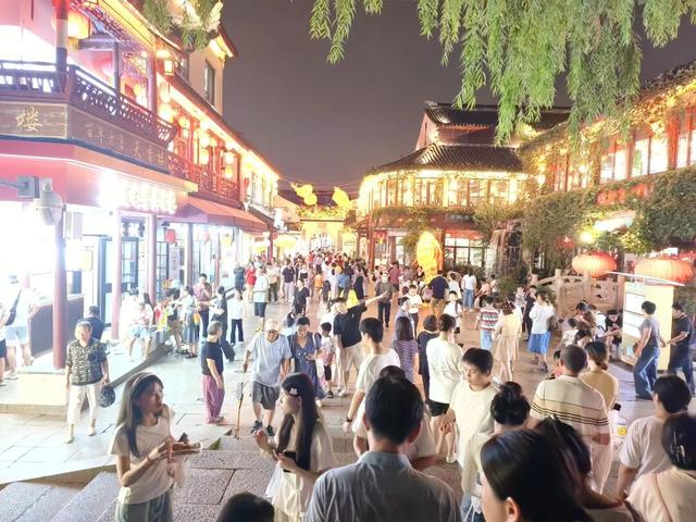七宝老街又有新店开业，一半烟火一半风雅