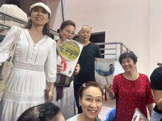 全国第14届艺术节第二十届“群星奖”广场舞——张家口文旅携精彩舞蹈 + 四季风光圈粉重庆